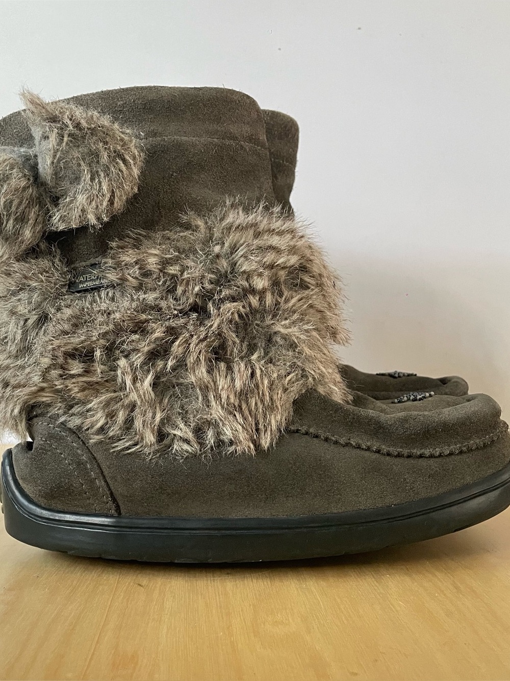Manitobah Snowy Owlet Waterproof Winter Boots | US youth 3